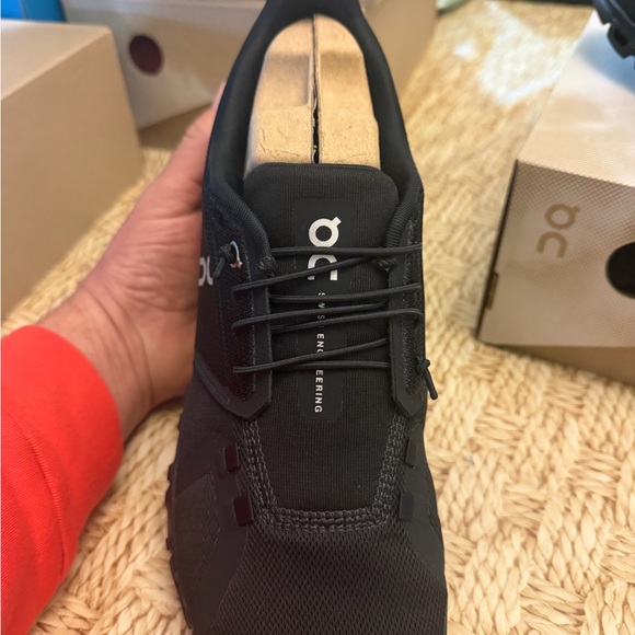 ON CLOUD CLOUD 6 sz 10.5 mens new in box online for $160 plus tax EVERYWHERE!!! - Picture 3 of 5